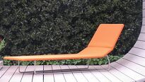 Luxusní bazénová lehátka pro vaši zahradu