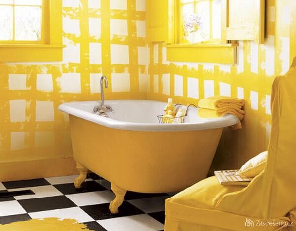 netradiční použití žluté barvy v koupelně