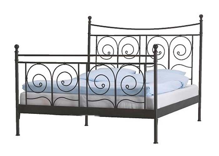 Romantická postel v černé barvě, autor: Ikea