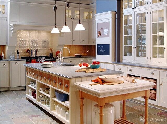 Kuchyně by měla být z masivu, autor: decorology1