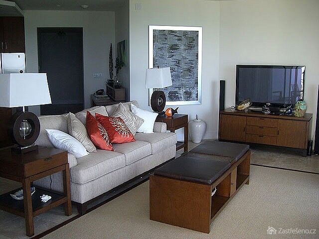 Zamiřte do nejbližšího bazaru, autor: thewestbayclub